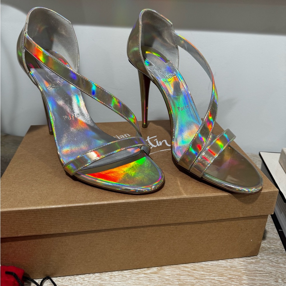 Christian Louboutin Astridal 100